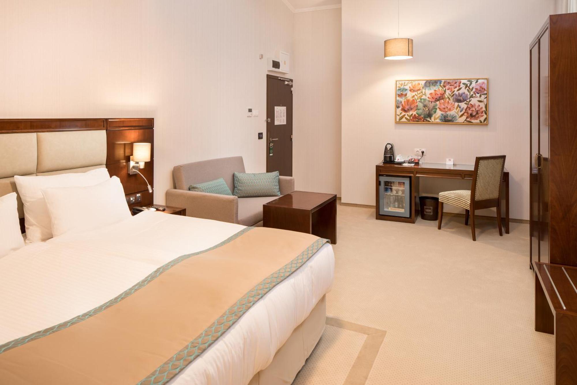 Grand Deluxe Room,973971214:JPEG